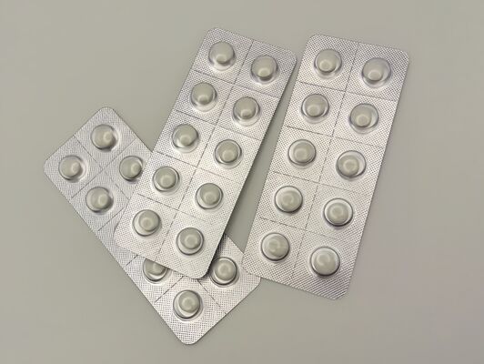 GS-441524 VS Molnupiravir EIDD-2801 zur Behandlung von FIP bei Katzen